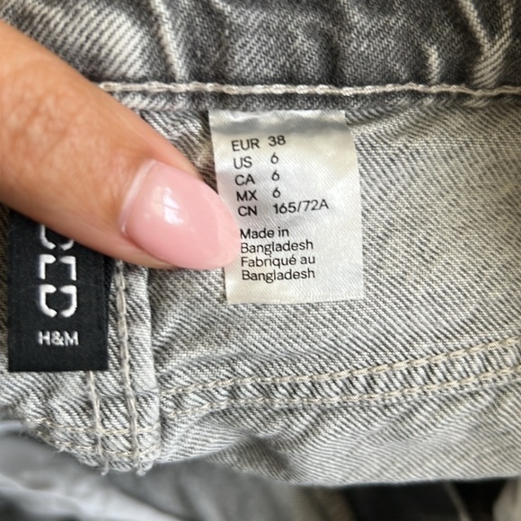 H&M Divided Gray Wide-Leg Jeans - Picture 7 of 8